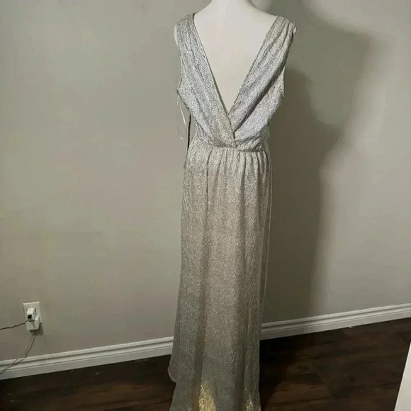 NWT Lulus All That Shimmers Is Gold dress M - Picture 7 of 8